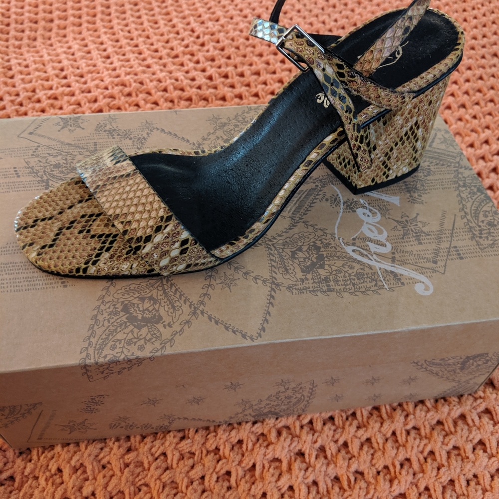 Free People Sandals